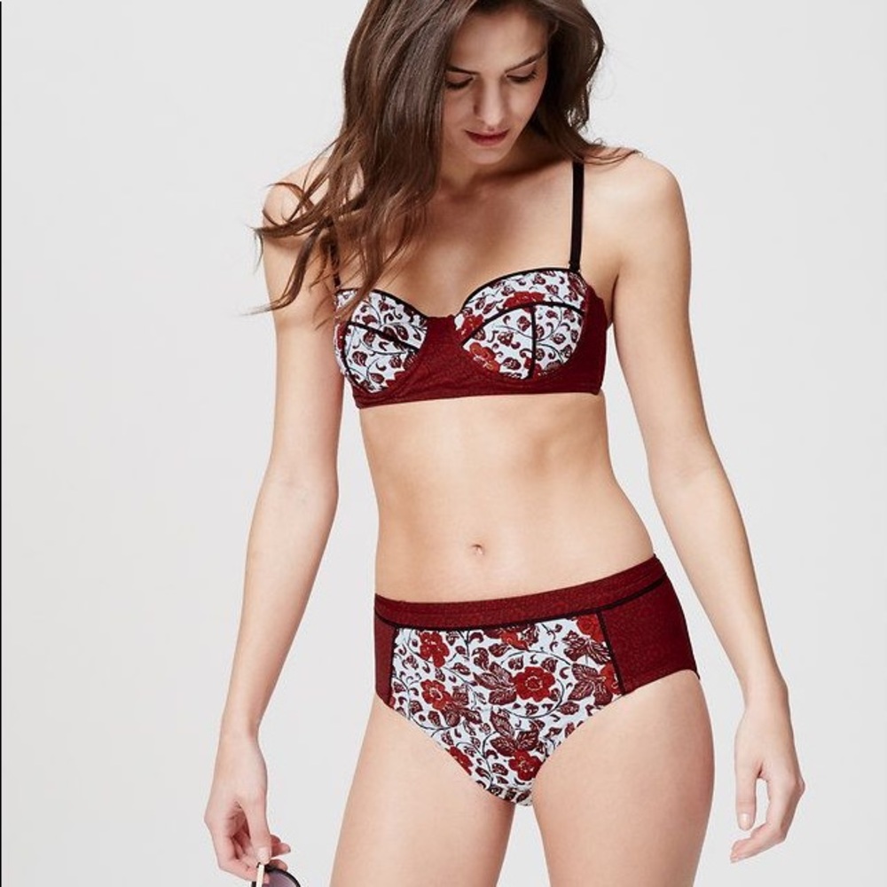 Floral Bustier Bikini 👙